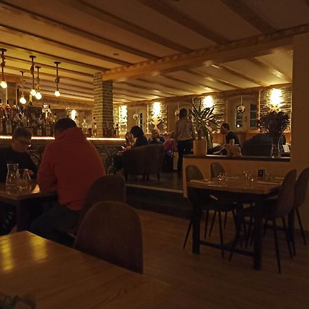 La Sapiniere Hotel Сен-Лари-Сулан Екстериор снимка