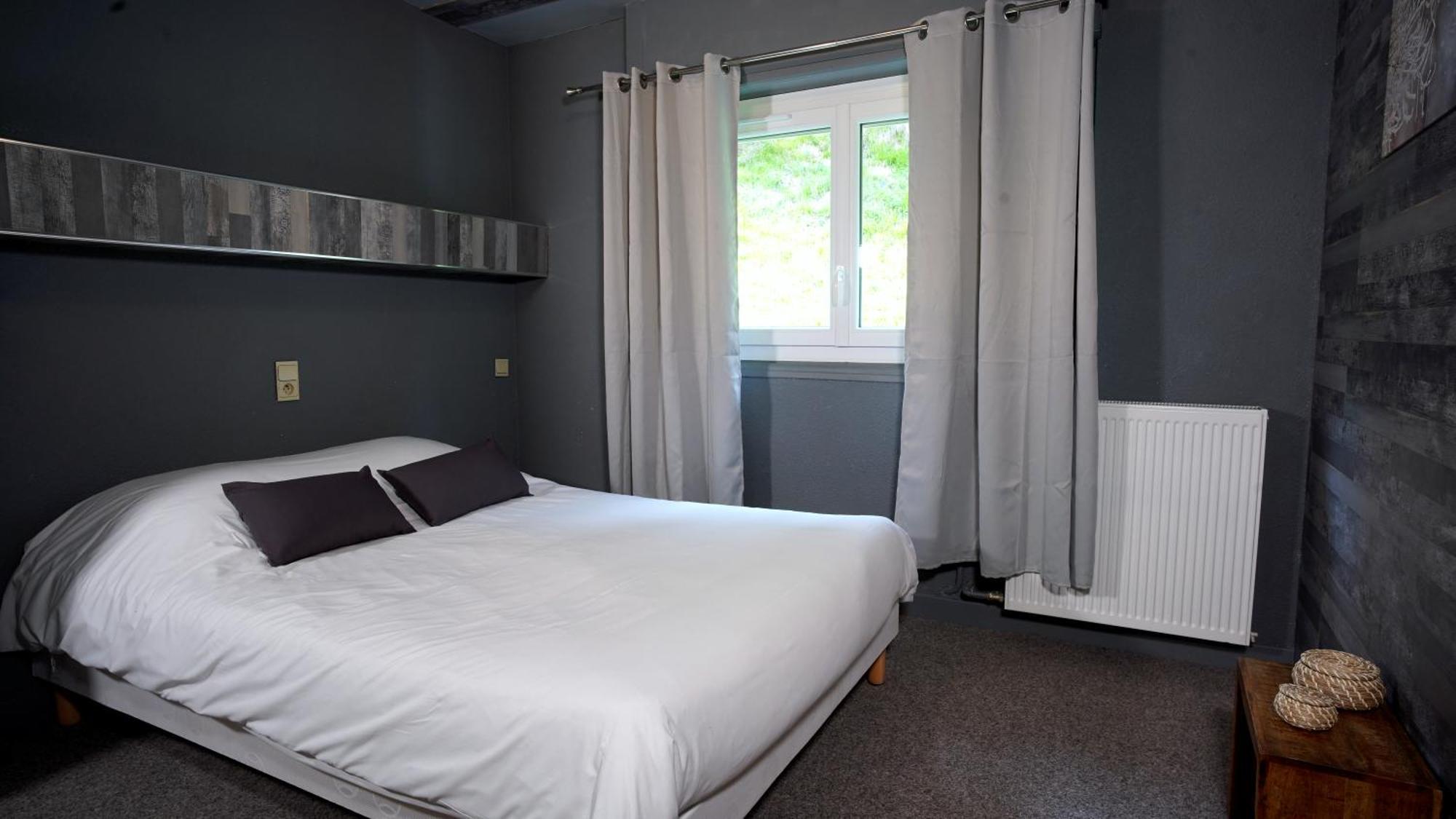 La Sapiniere Hotel Сен-Лари-Сулан Екстериор снимка