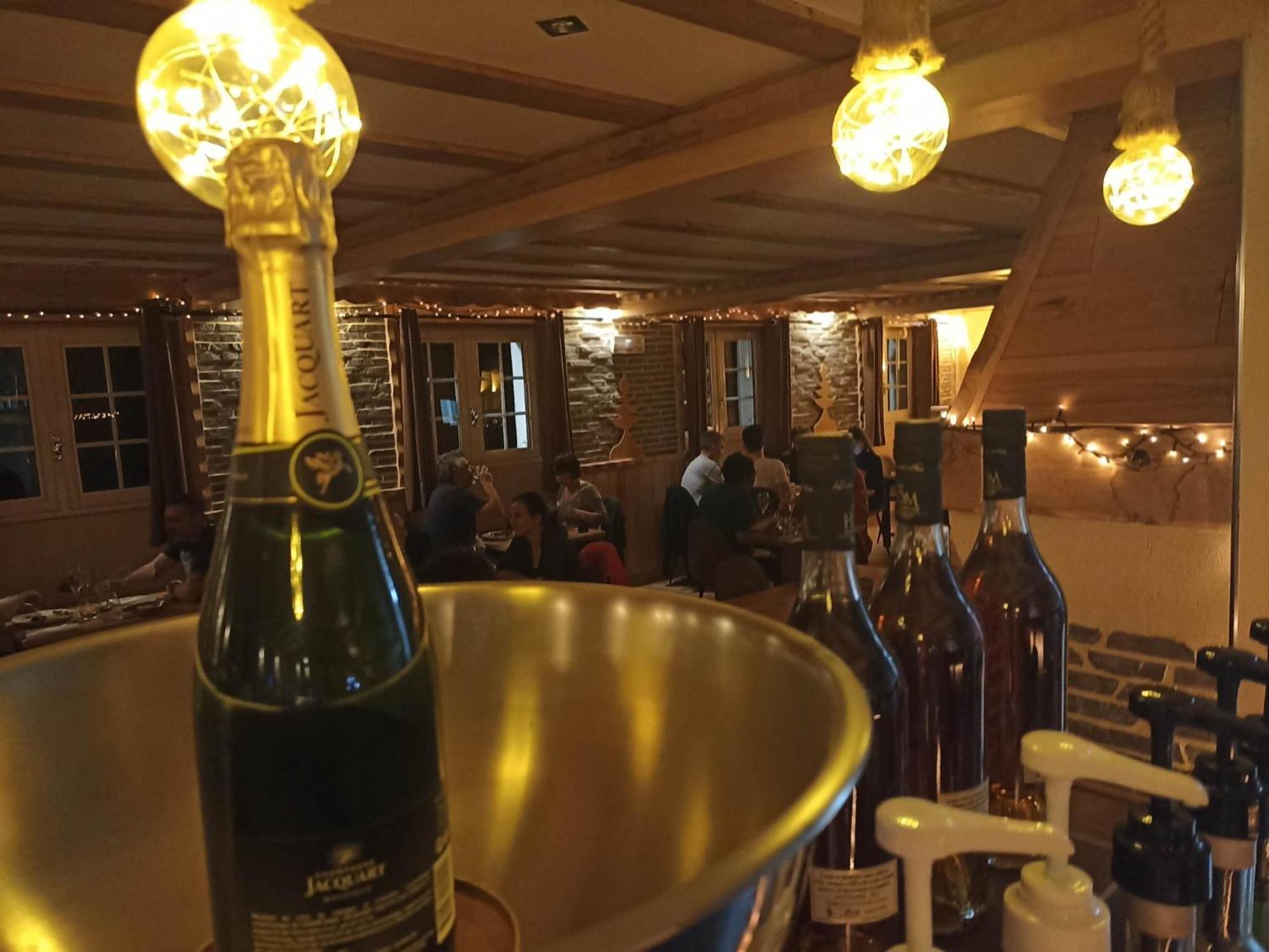 La Sapiniere Hotel Сен-Лари-Сулан Екстериор снимка
